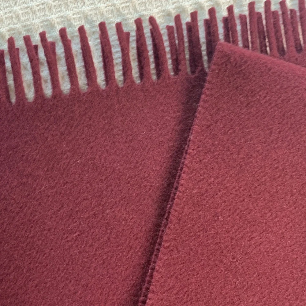 Filson virgin wool scarf deep maroon/burgundy